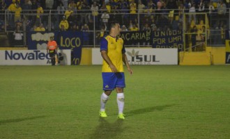 Desafio para Mabília  : Treinador admite buscar esquema que dê liberdade a Daniel Carvalho