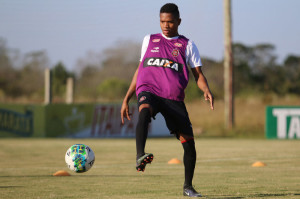 Marcinho – rápido no contra-ataque – é estratégia do Brasil para surpreender Fluminense no Rio Foto: Carlos Insaurriaga/Assessoria GEB 