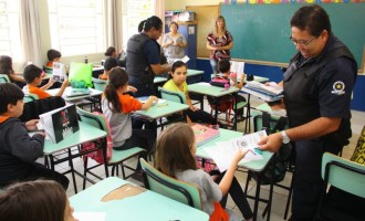 Prevenção Antes da Repressão : Guarda Municipal realiza palestras educativas nas escolas