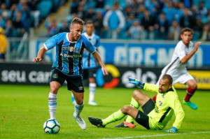 Grêmio, do destaque Arthur, está com boa vantagem diante do Flu