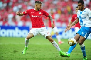 Nico López e Pablo: Novo Hamburgo joga bem no Beira-Rio e mantém esperança de título inédito Foto: Ricardo Duarte/Inter 