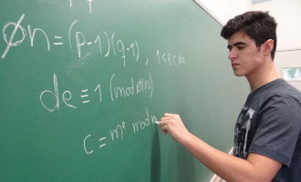 COMPETIÇÃO INTERNACIONAL : Aluno do IFSul conquista bicampeonato de matemática