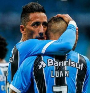 Barrios e Luan decidem mais um jogo em favor do Grêmio 