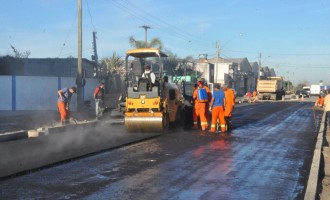 Começa o asfaltamento da avenida Viscondessa da Graça