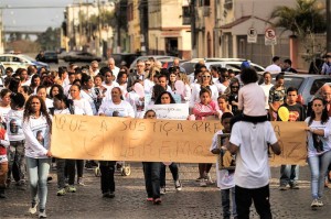 Caminhada pede Paz 02 - Copia