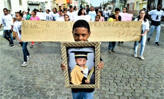 Caminhada pede Paz em Pelotas