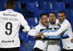 Grêmio marca seu gol logo no primeiro ataque na partida em Mendoza