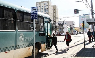 TRANSPORTE COLETIVO : Cidade fica sem ônibus à tarde