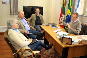 VICE-prefeito Idemar Barz e representantes da 26ª RT estiveram reunidos