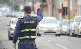 Agentes de trânsito podem trabalhar armados, decide Senado