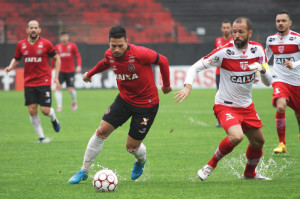 Rafinha em tarde inspirada marcou os dois gols do time Xavante