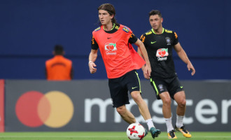 Quatro trocas na seleção