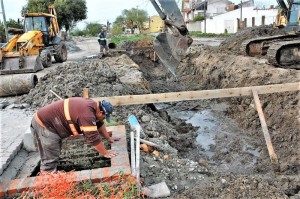 O próximo passo, na Espírito Santo, será o início das escavações para o novo sistema de drenagem no trecho onde o canal é fechado 