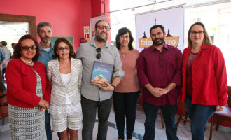 45ª FEIRA DO LIVRO : Espaço para conversa com os  escritores vai ser a novidade