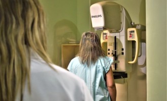 Hospital Escola inaugura equipamento de mamografia