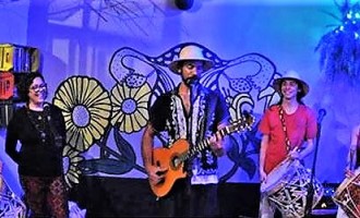 HOJE : Kako Xavier e a Tamborada se apresentam no Sete ao Entardecer