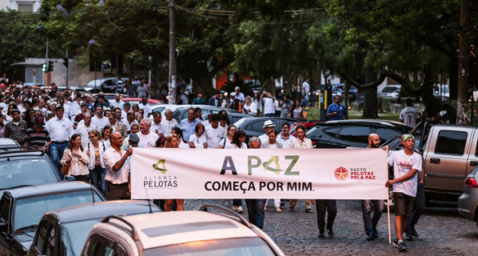 Caminhada por uma cultura de paz