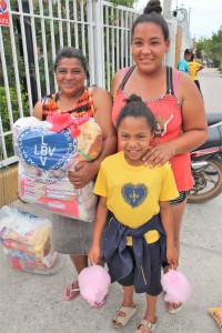 OS GÊNEROS foram arrecadados na campanha Natal Permanente da LBV