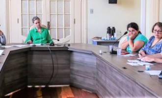 PREFEITURA : Carga horária de servidores será alterada