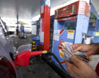Governo cria subsídio de até R$ 0,89 para segurar preço da gasolina