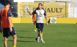 Com esquema tático idealizado, grupo áureo-cerúleo é formado para atender necessidades de cada função