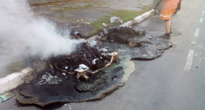 VANDALISMO QUE CUSTA CARO : Contêineres incendiados causam prejuízo de mais de R$ 16 mil aos cofres públicos
