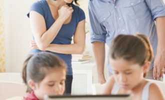 Crianças na internet preocupam os pais