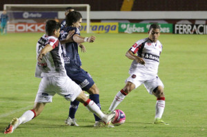 Brasil e Caxias são concorrentes à primeira colocação da fase classificatória: a vantagem do Xavante é de dois pontos Foto: Jonathan Silva/Assessoria GEB 