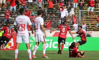 Brasil vence Inter e quebra tabu