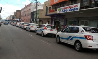 Protesto de taxistas em Pelotas