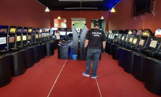 Polícia Civil estoura bingo no centro