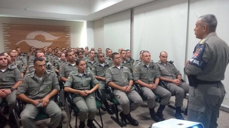SÃO 40  novos policiais nas ruas  