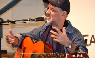 CANÇÕES, POEMAS E HISTÓRIAS : Versos com verdades, sonhos e esperança