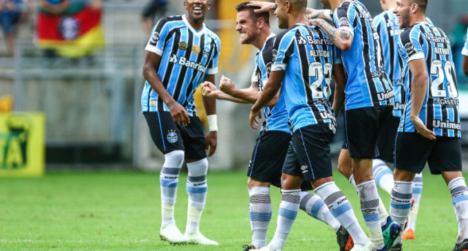 FINAL DO GAUCHÃO : Grêmio coloca mãos na taça