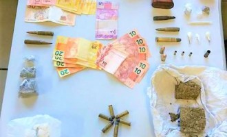 Brigada prende três acusados de tráfico de drogas e porte ilegal