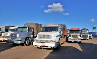 BRASIL PARALISADO : Temer diz que greve dos caminhoneiros acaba hoje