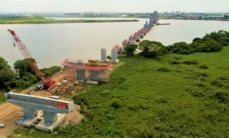 Acadêmicos da Engenharia Civil da UCPel visitam construção da nova ponte do Guaíba