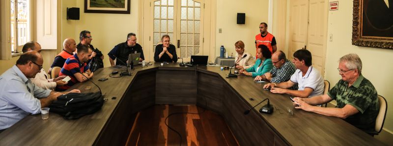 04.05.2018 - Reunião com o prefeito em exercício Idemar Barz,