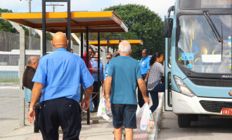 PRAÇA RIO BRANCO : Novo terminal de ônibus é inaugurado