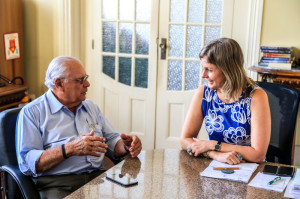 SECRETÁRIO Abel Dourado e a prefeita Paula Mascarenhas