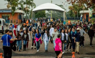 Ônibus direto para a Fenadoce todos os dias