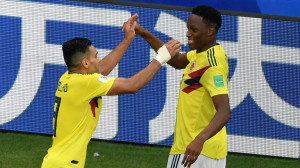 Mina marca o segundo gol da Colômbia e vitória dá classificação