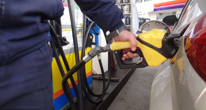 Preço da gasolina tem queda em Pelotas