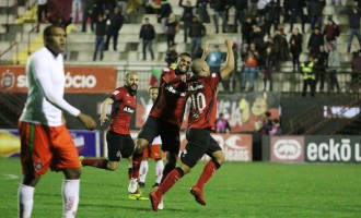 Xavante vence Boa por 2 a 0 e indica reação na Série B