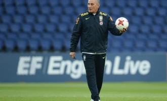 Tite fica até a Copa do Catar