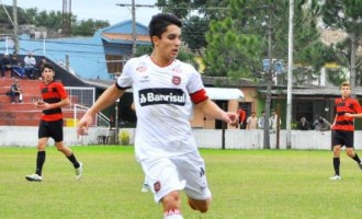PROMESSA DA BASE XAVANTE : Jaisson veste a camisa 10 do time sub-17 do Brasil no estadual
