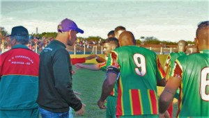 Antônio Freitas só se preocupa que o Farroupilha retome seu ritmo de jogo na segunda partida da final  Foto: Farroupilha/Divulgação 