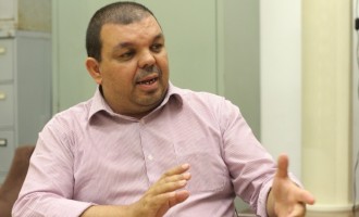 NO COMANDO : Ricardinho pronto para mais dois anos