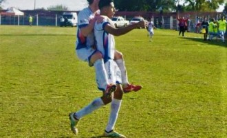 TRICOLOR SAI ATRÁS : Farroupilha perde por 1 a 0 para o São Borja no primeiro jogo da final