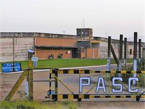 Os três apenados removidos da Penitenciária Federal de Mossoró ficarão na Penitenciária de Alta Segurança de Charqueadas (Pasc).